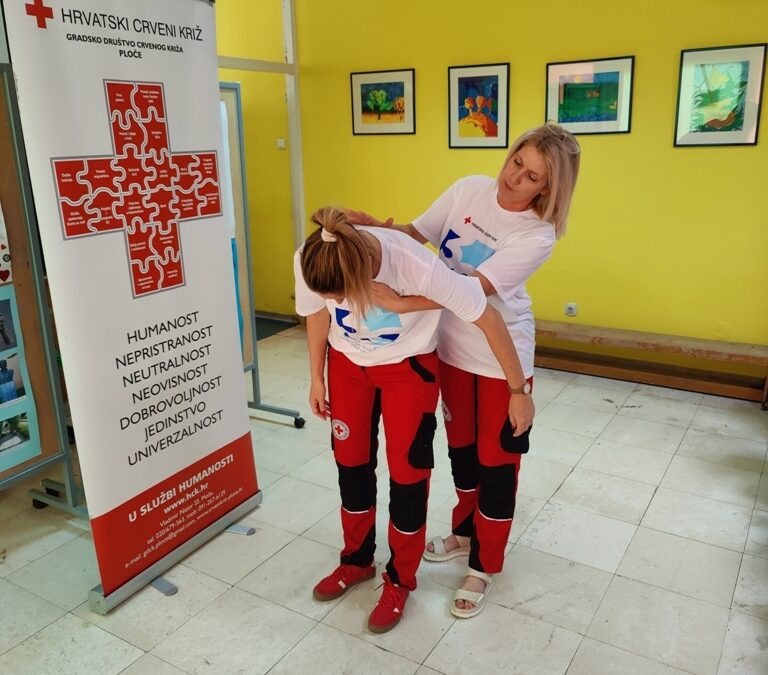 Djelatnice Crvenog križa Ploče održale edukativno predavanje